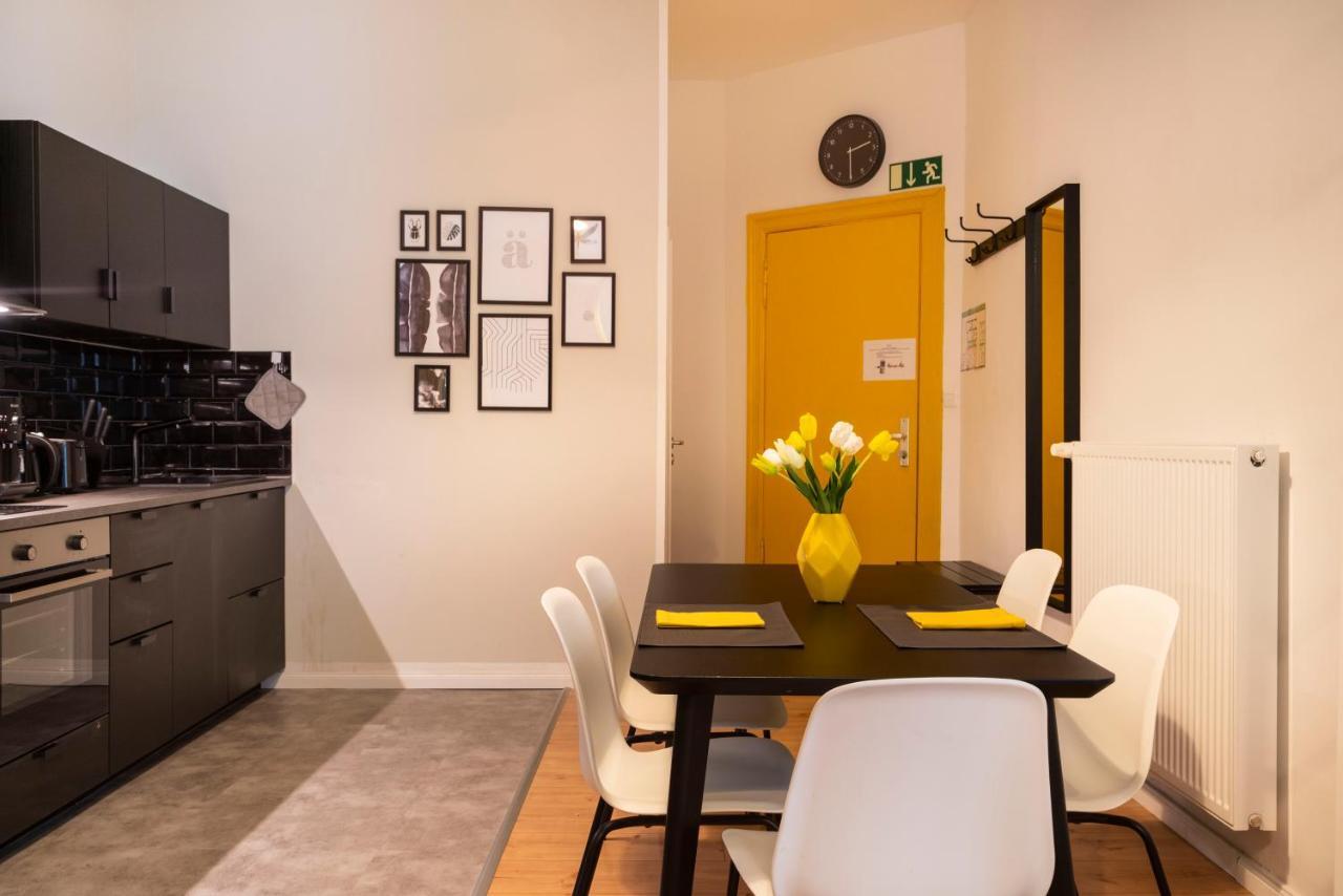 Appartement J.hr Ku'damm Style +a/c +rain-shower +u-station Berlijn